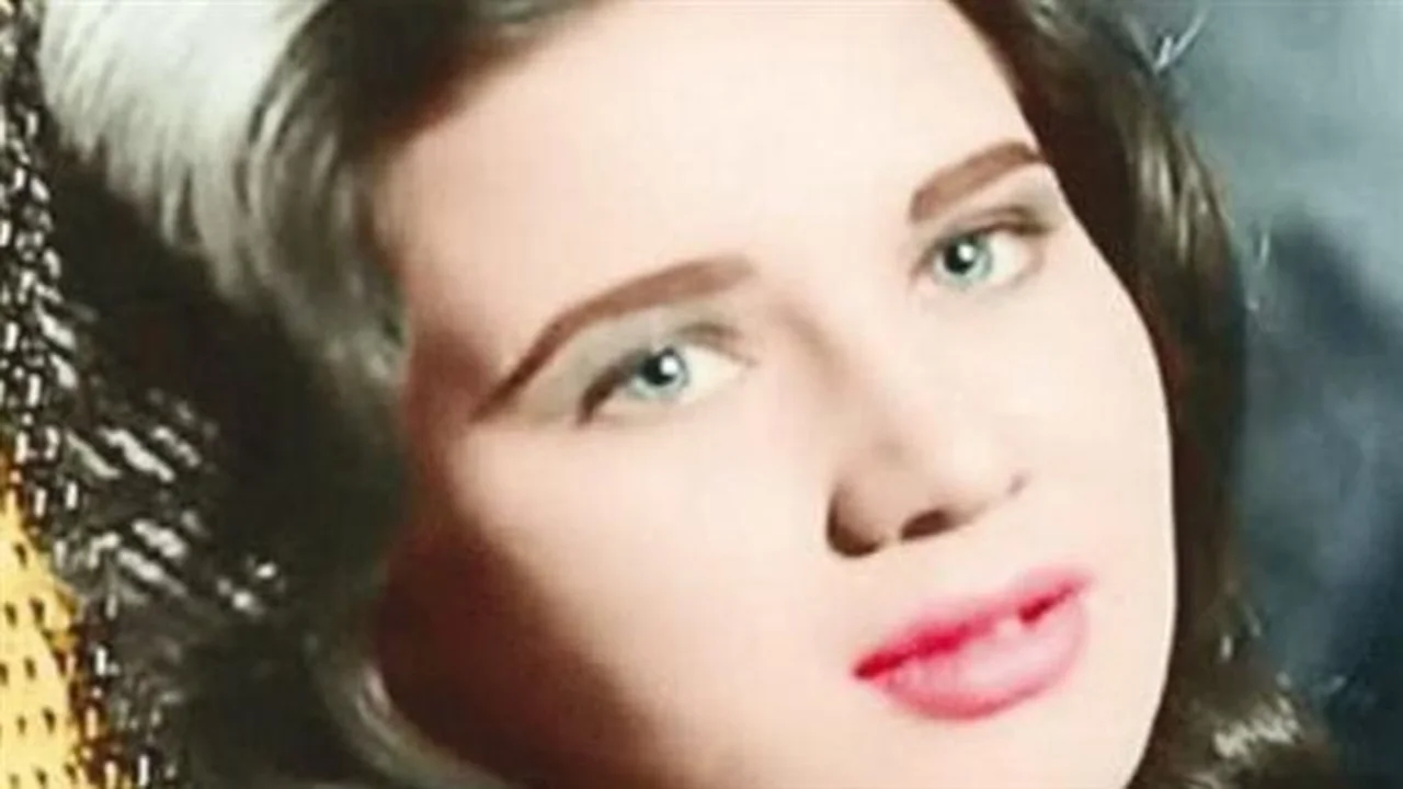 قطة السينما.. أبرز محطات مسيرة الفنانة في ذكرى ميلادها
